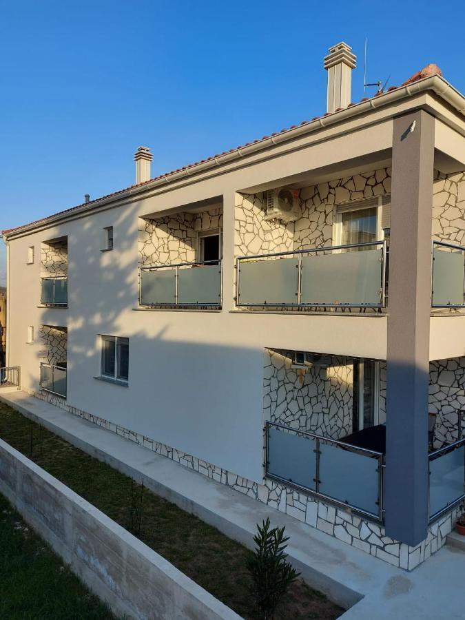 Apartmani Gimi Shine วรซี ภายนอก รูปภาพ